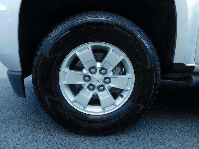 GMC Canyon 2015 photo 9